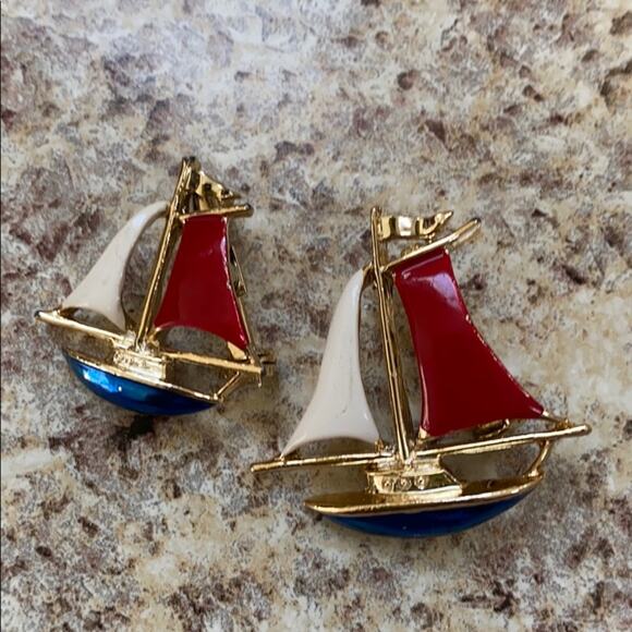 Vintage Gerrys sailboats brooch pins - Picture 2 of 4